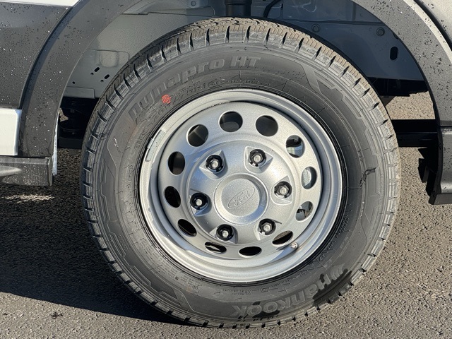 2026 Ford Transit Base Image 7 of 28