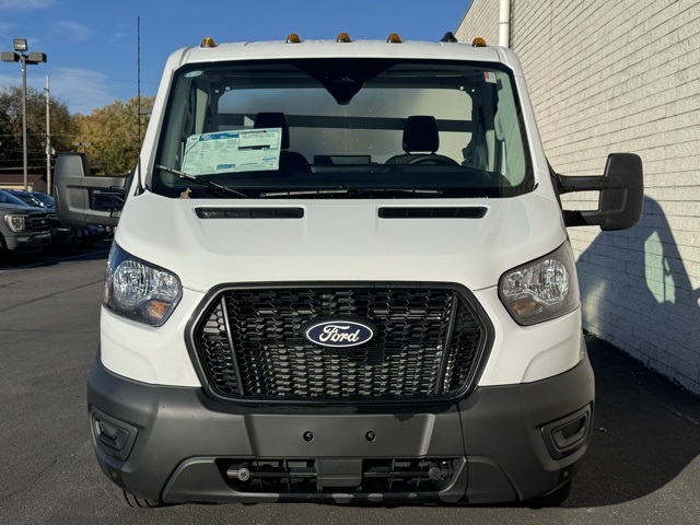 2026 Ford Transit Base Image 4 of 28