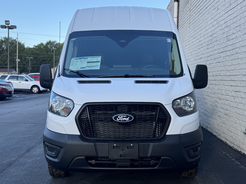 2026 Ford Transit Base Image 4 of 33