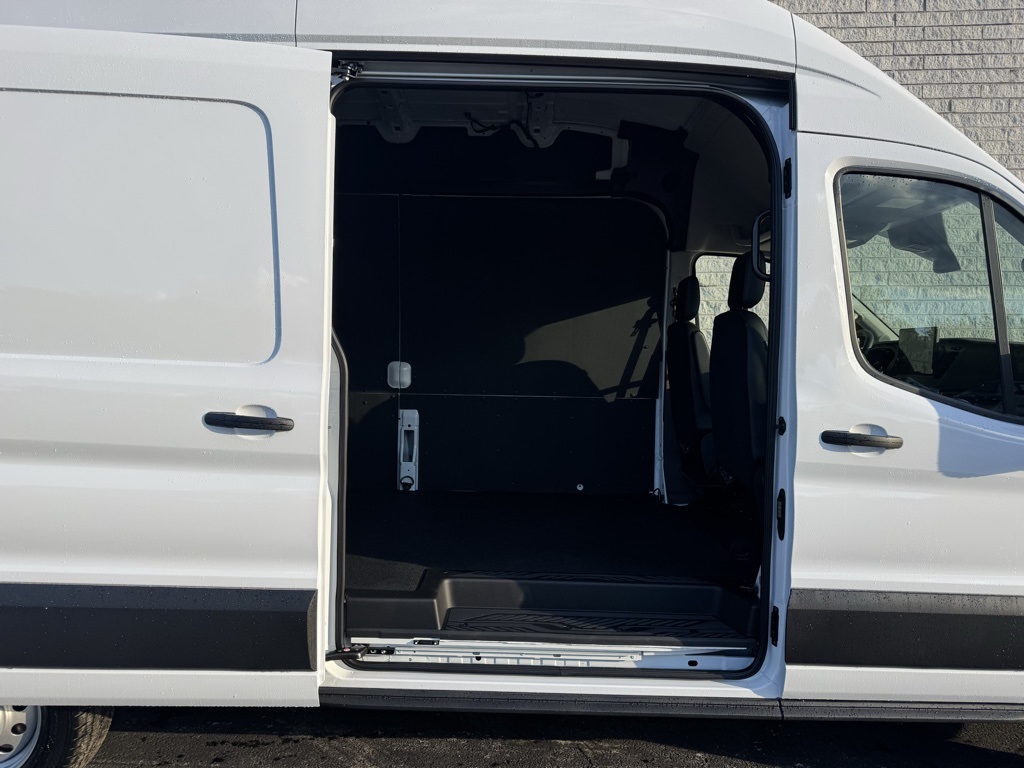 2026 Ford Transit Base Image 33 of 33