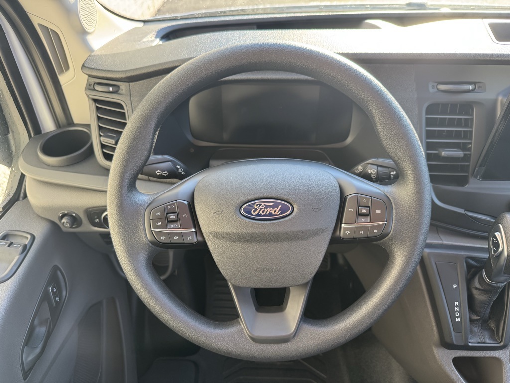 2026 Ford Transit Base Image 21 of 33