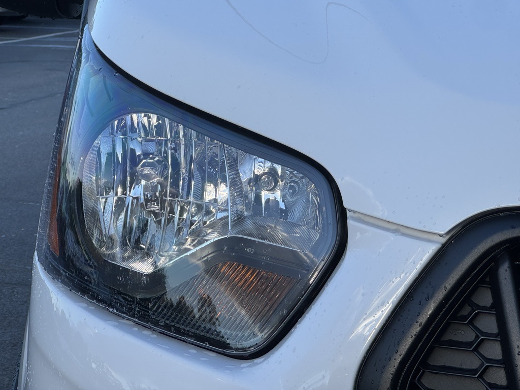 2026 Ford Transit Base Image 30 of 33