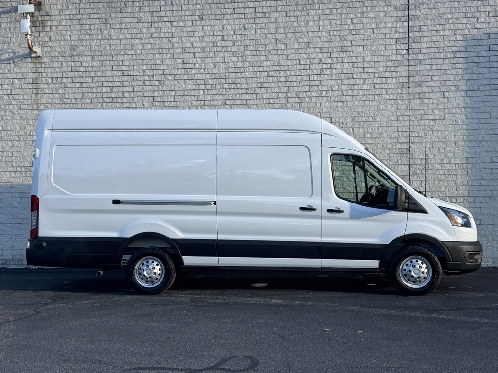 2026 Ford Transit Base Image 6 of 33