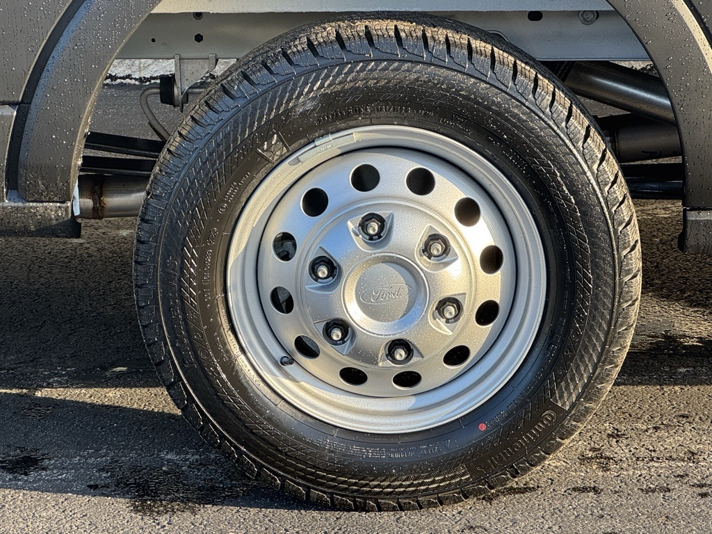 2026 Ford Transit Base Image 9 of 33