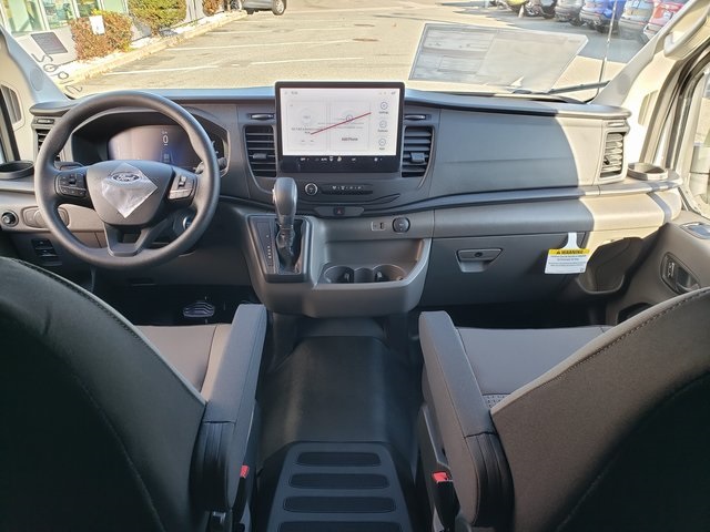 2026 Ford Transit Base Image 16 of 31