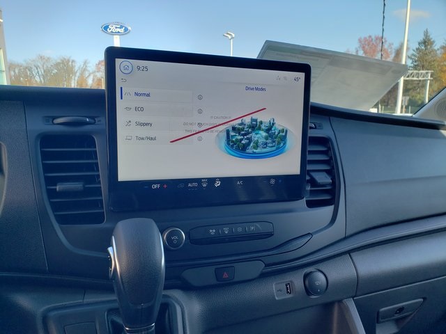 2026 Ford Transit Base Image 24 of 31