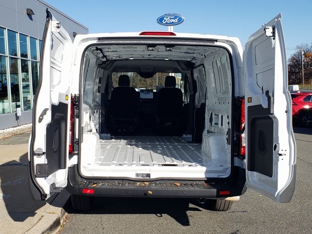 2026 Ford Transit Base Image 10 of 31