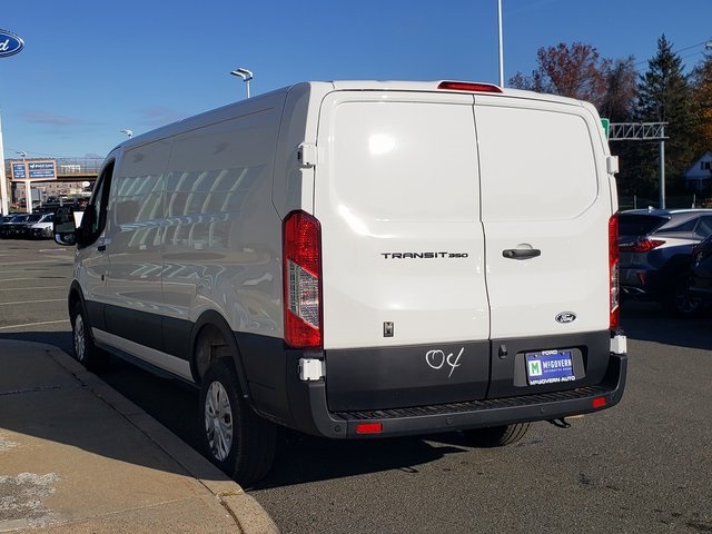 2026 Ford Transit Base Image 7 of 31