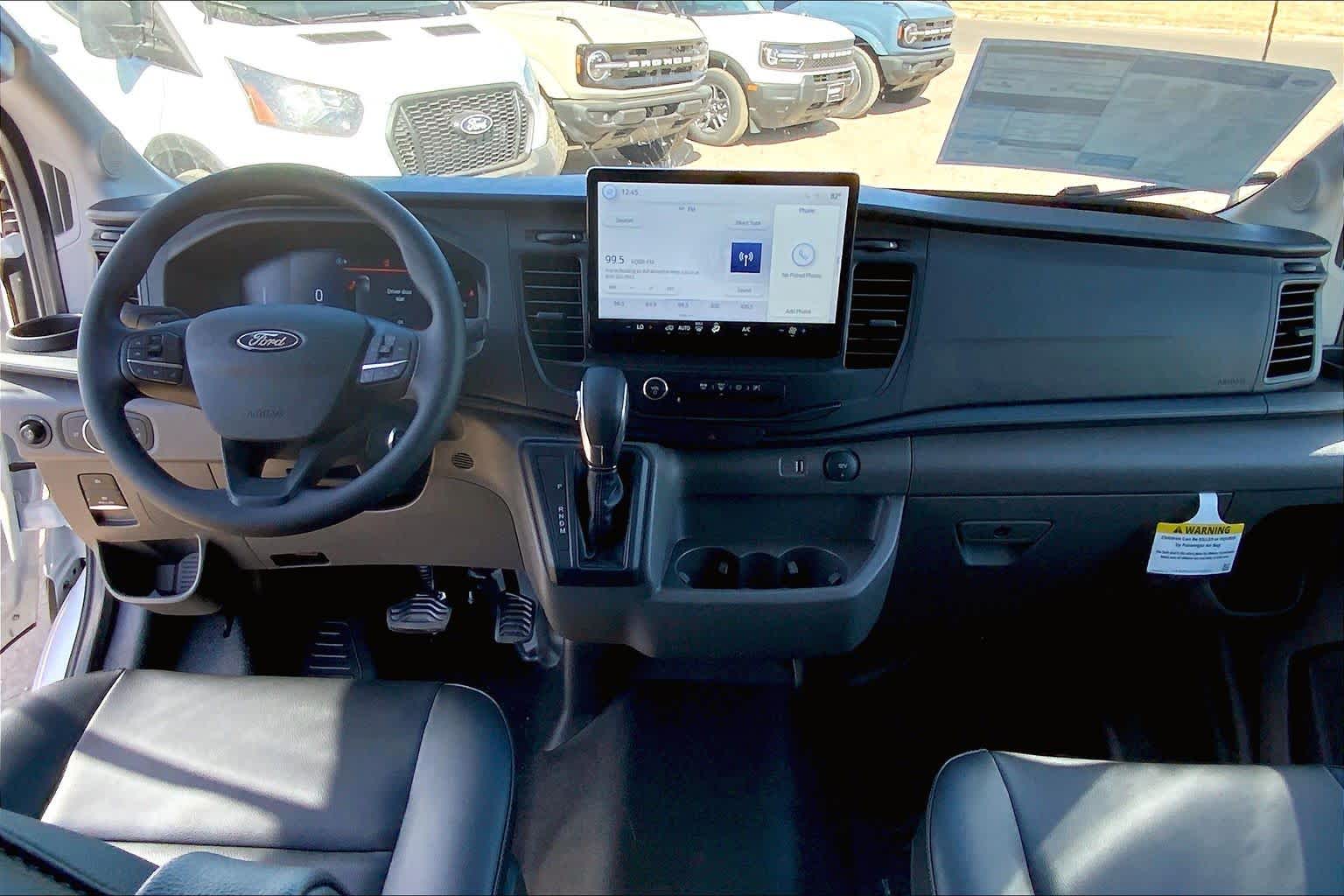 2026 Ford Transit Base Image 10 of 20