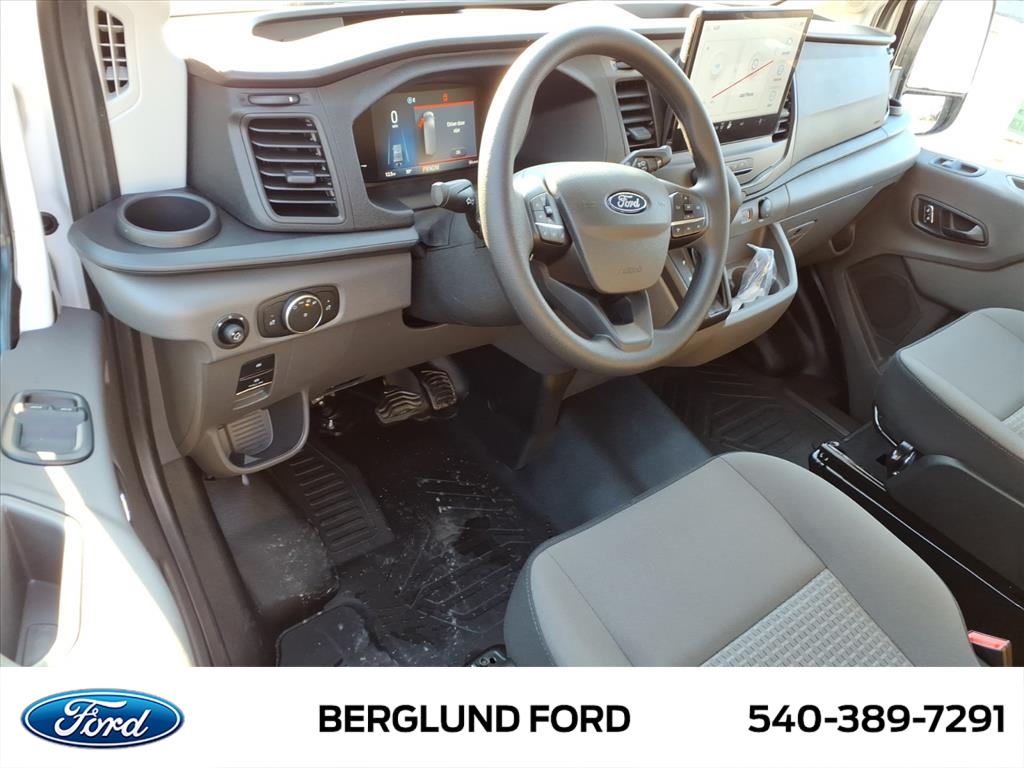 2026 Ford Transit Base Image 8 of 19