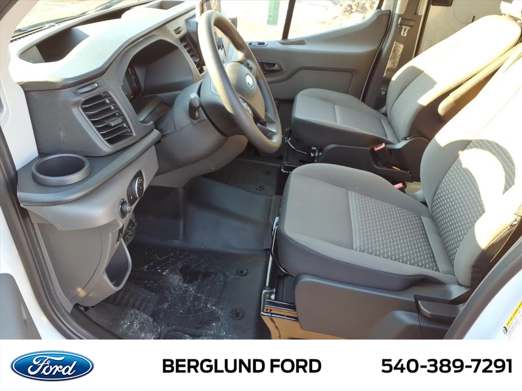 2026 Ford Transit Base Image 7 of 19