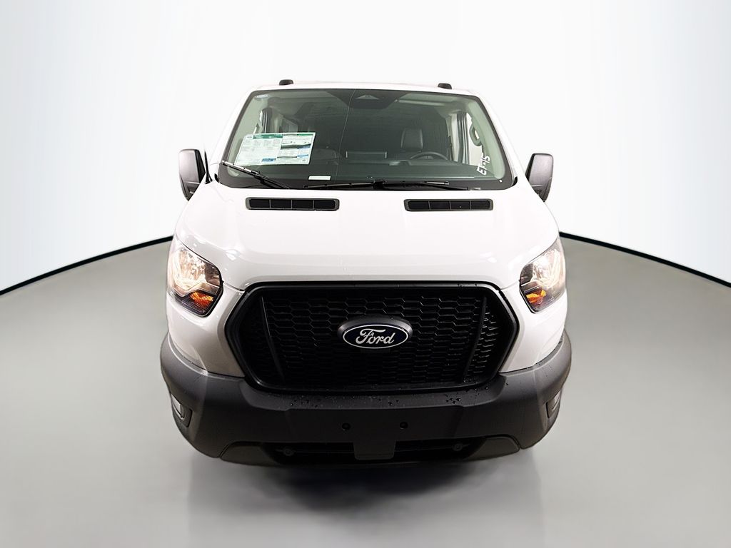 2026 Ford Transit Base Image 2 of 28