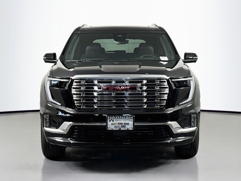 2026 GMC Acadia AWD Denali Image 2 of 34