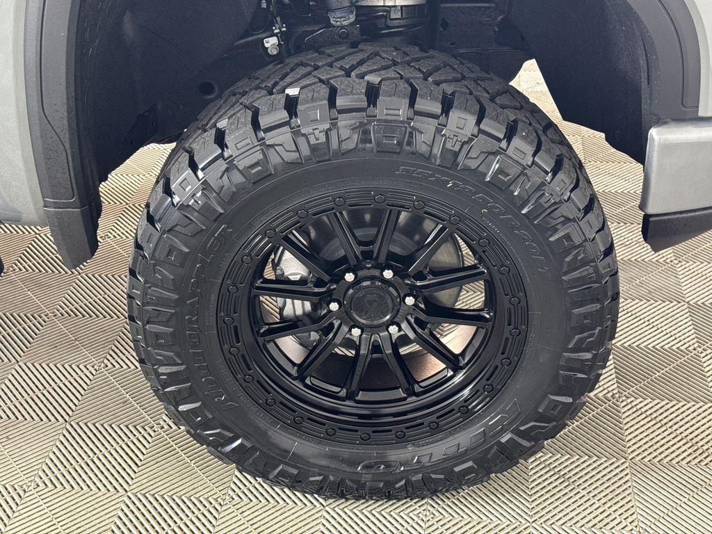 2026 GMC Sierra 1500 Elevation Image 10 of 32