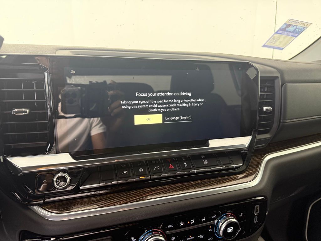 2026 GMC Sierra 1500 SLE Image 22 of 29