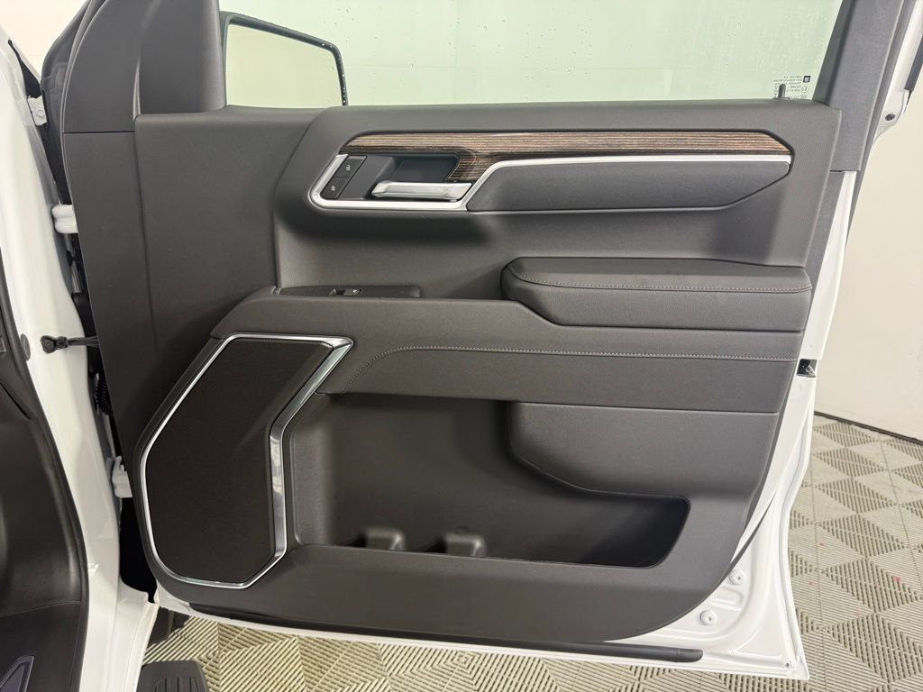 2026 GMC Sierra 1500 SLE Image 24 of 29