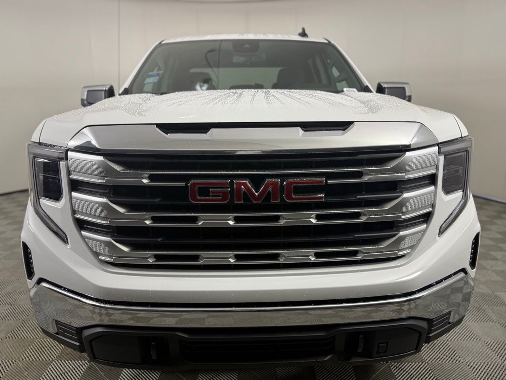 2026 GMC Sierra 1500 SLE Image 4 of 29