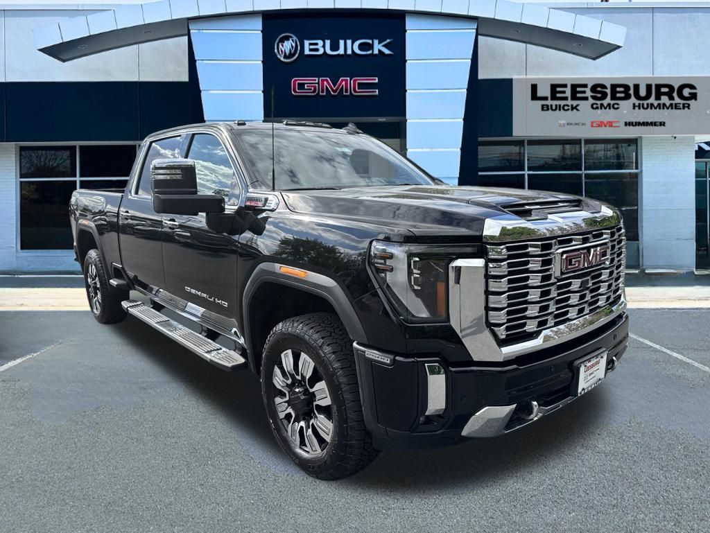 2026 GMC Sierra 2500HD Denali Image 3 of 76