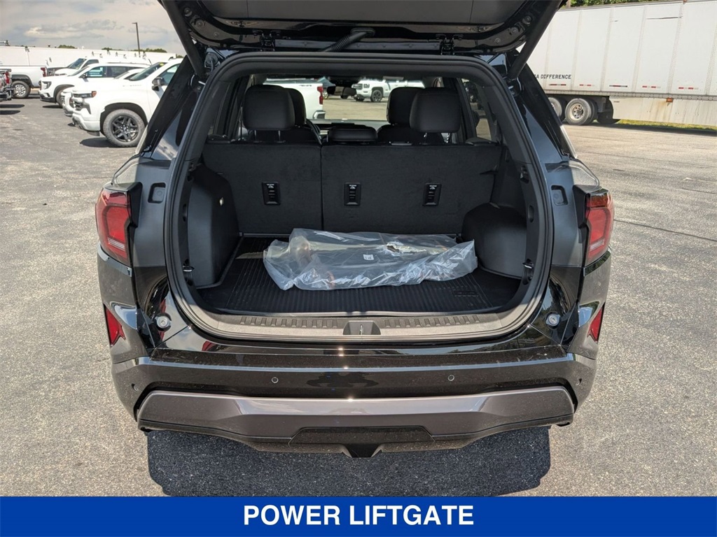 Vehicle image 34 of 36
