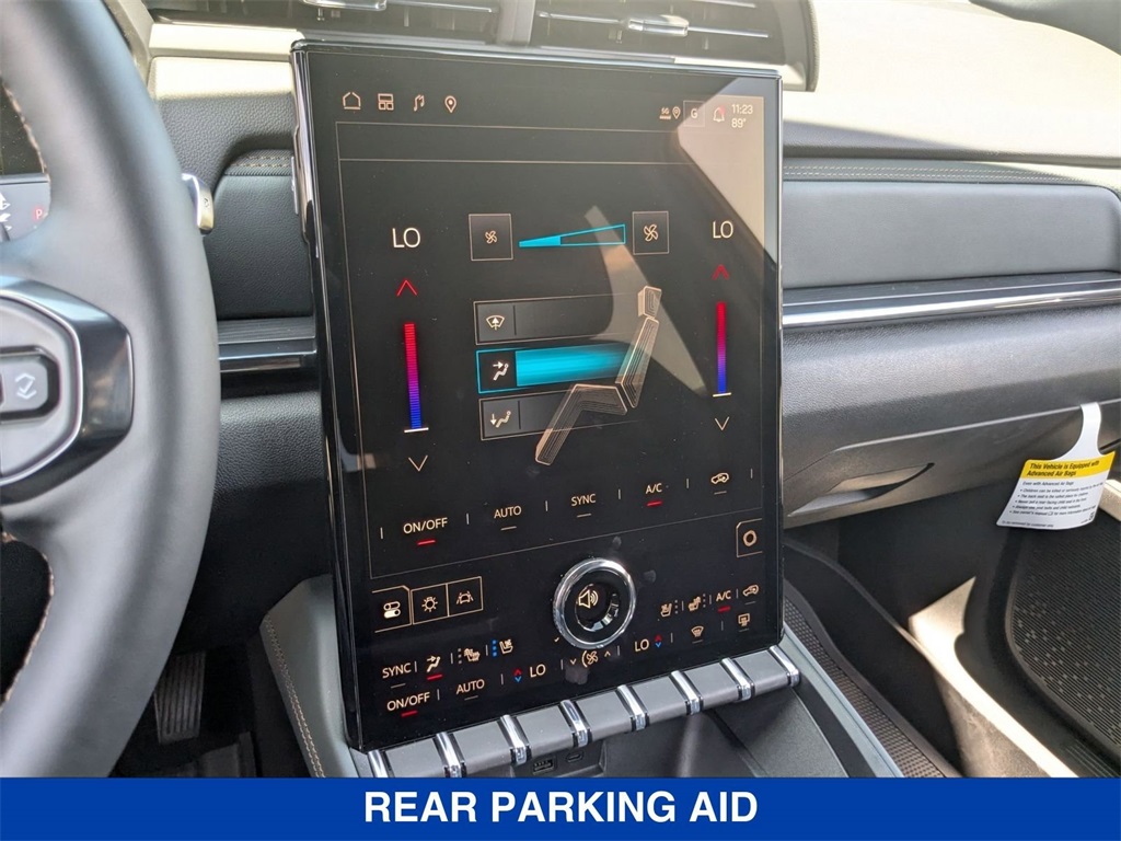 Vehicle image 24 of 36