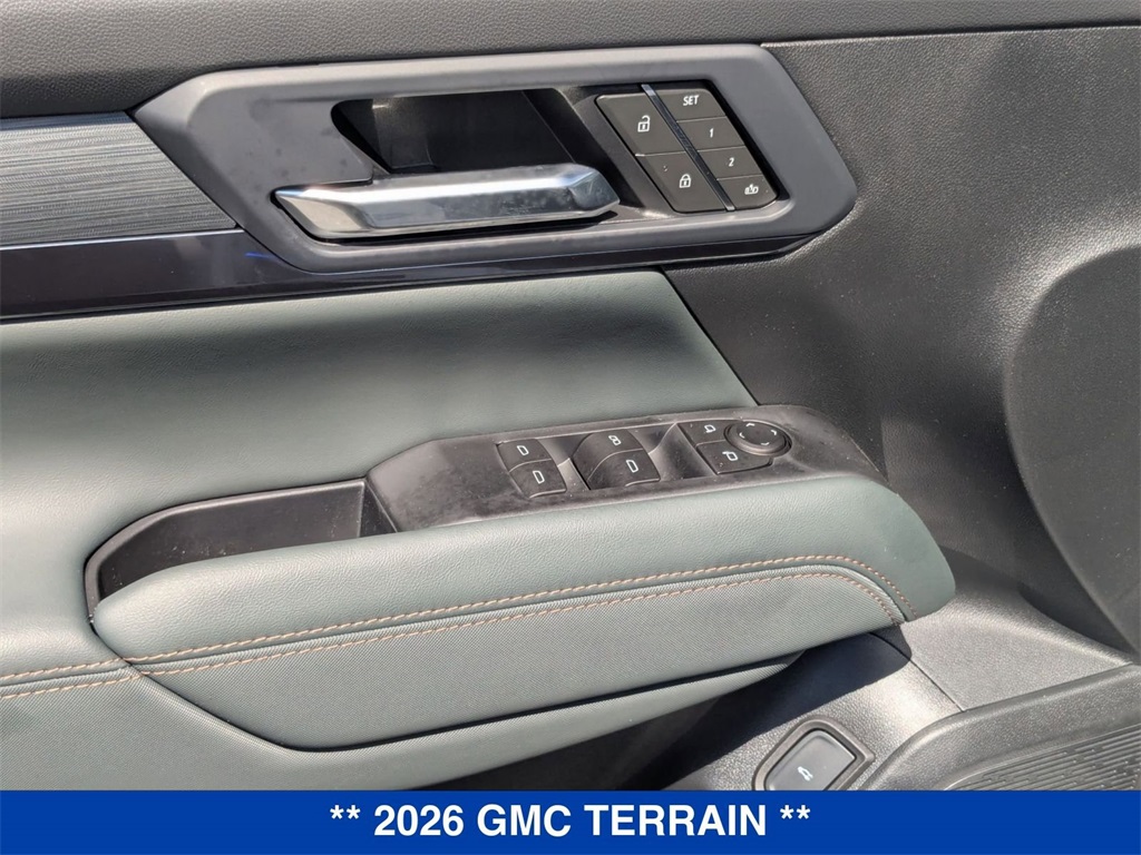 Vehicle image 26 of 38