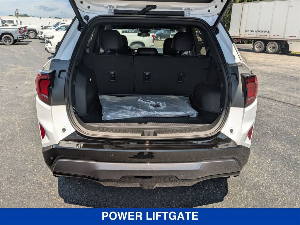 Vehicle image 11 of 38
