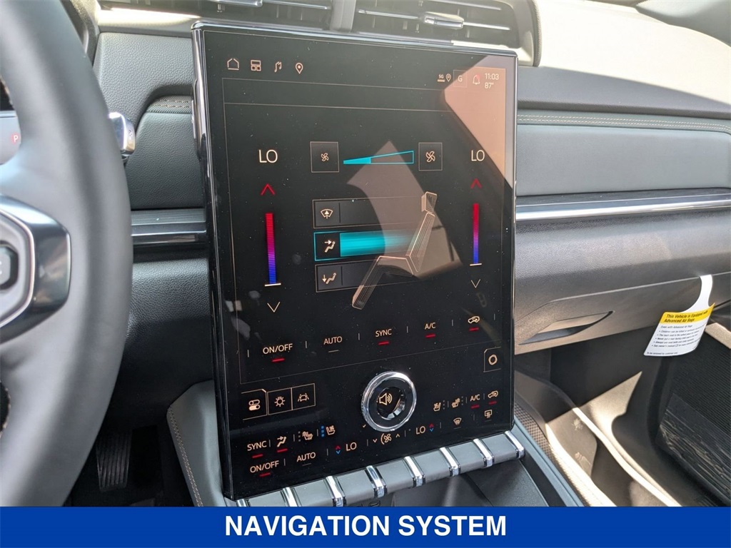 Vehicle image 23 of 38