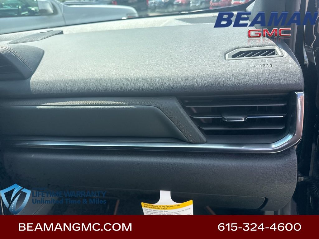 Vehicle image 24 of 34