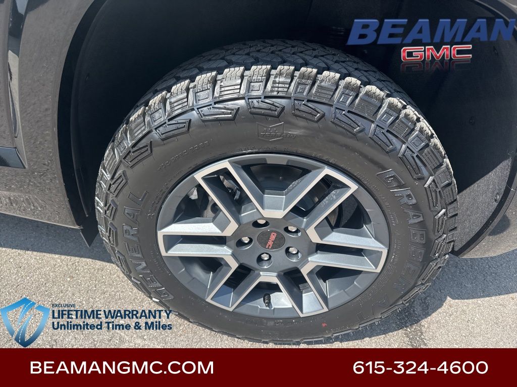 Vehicle image 10 of 34