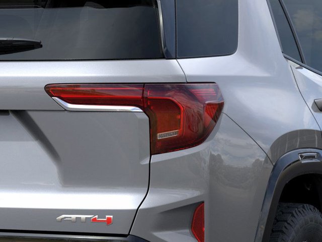 Vehicle image 11 of 24