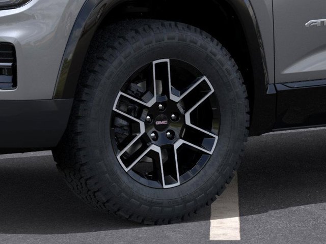 Vehicle image 9 of 24