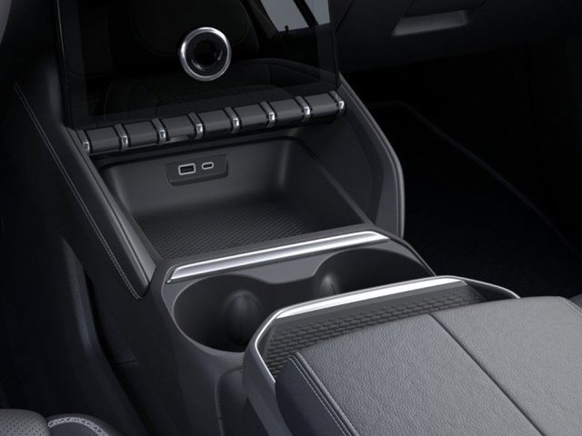 Vehicle image 23 of 24