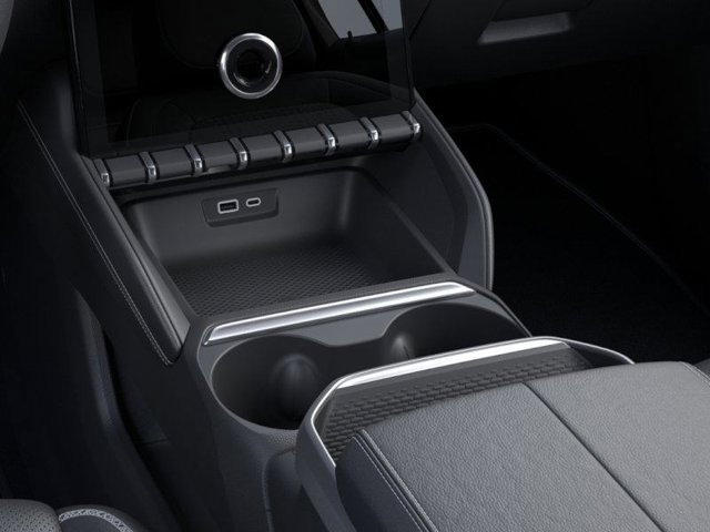 Vehicle image 21 of 24
