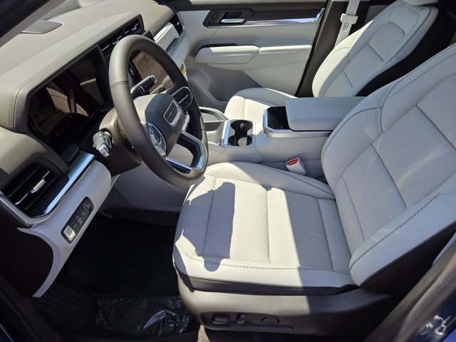 Vehicle image 7 of 15