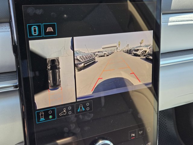 Vehicle image 12 of 15