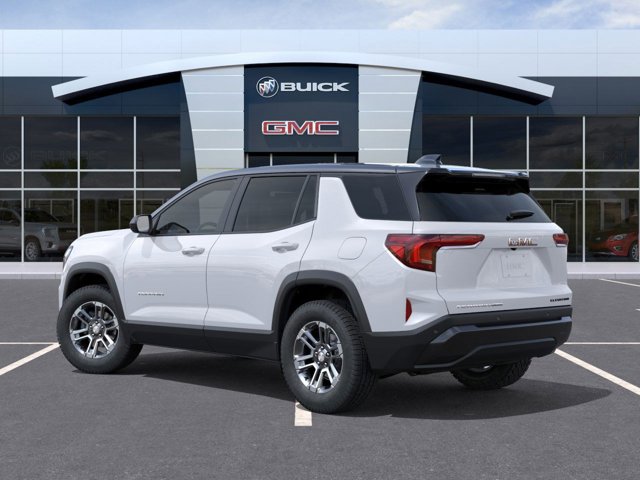 Vehicle image 8 of 24