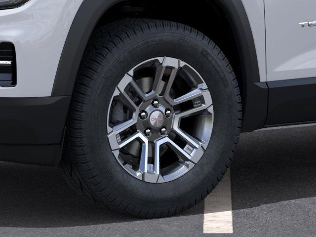 Vehicle image 9 of 24