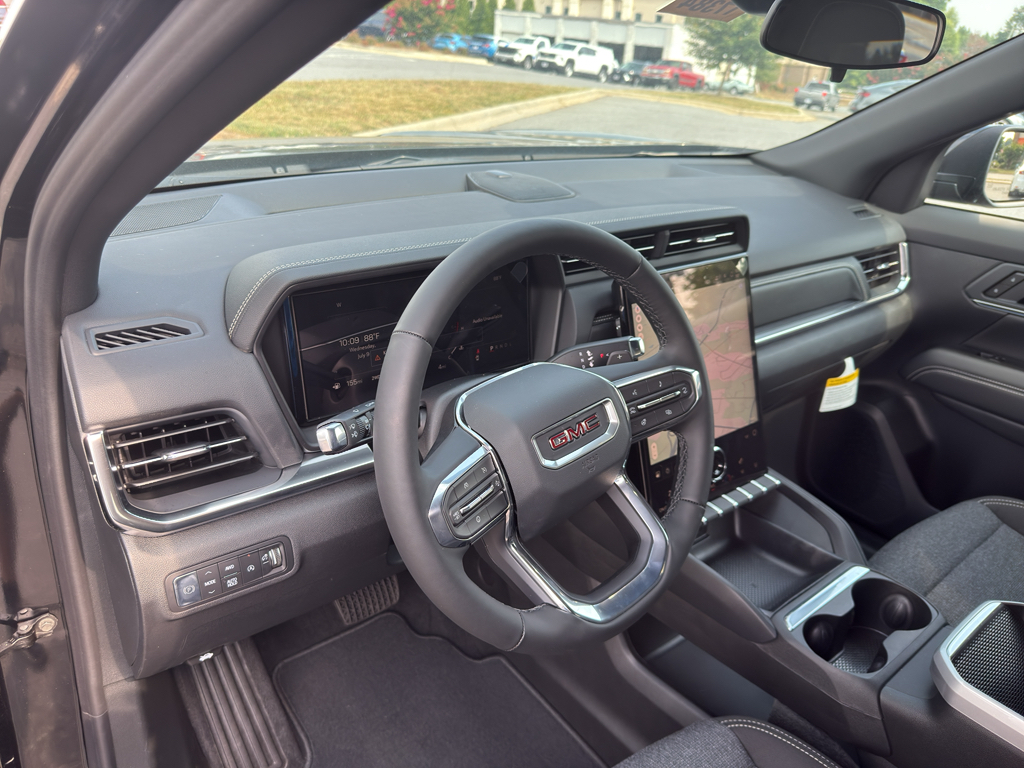 Vehicle image 13 of 23