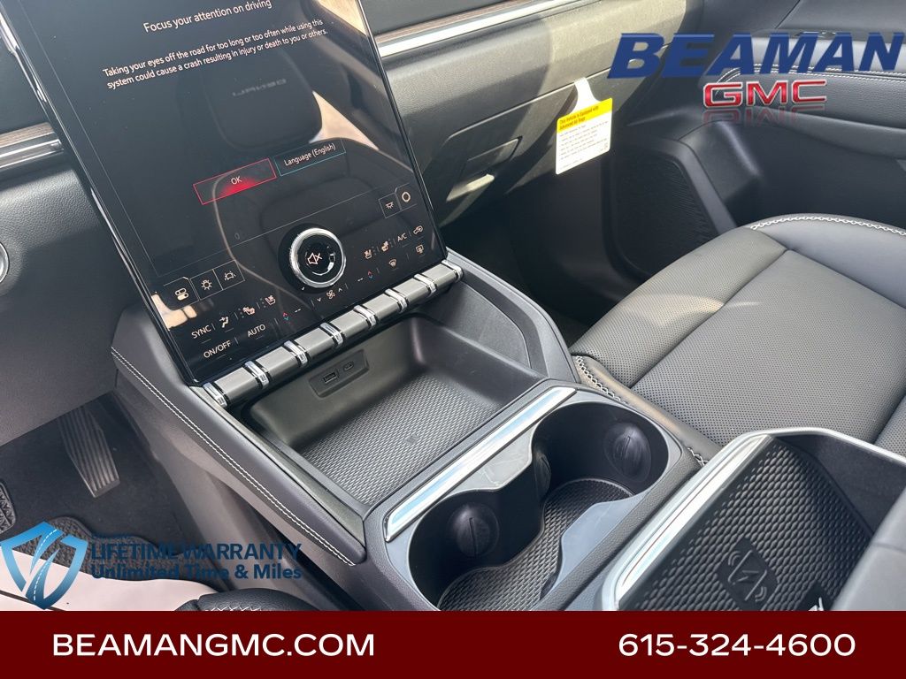 Vehicle image 19 of 33