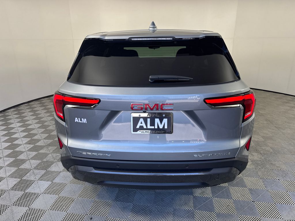 2026 GMC Terrain FWD Elevation Image 13 of 32