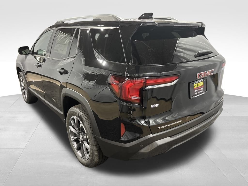 Vehicle image 6 of 39