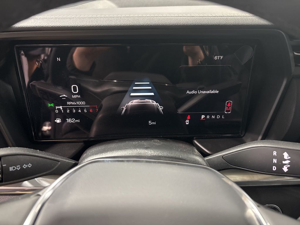 Vehicle image 31 of 39
