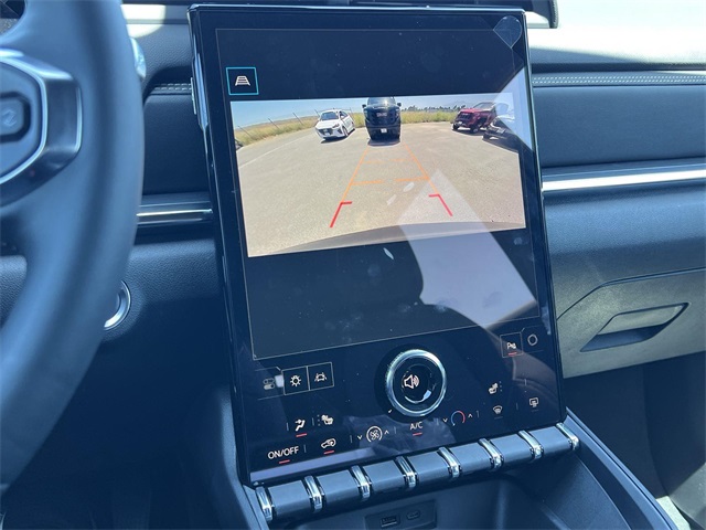 Vehicle image 19 of 27
