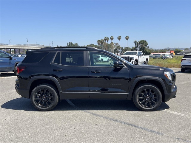 Vehicle image 4 of 27