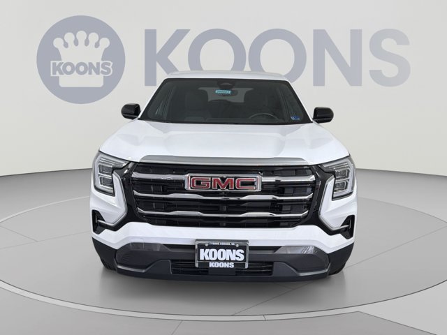 2026 GMC Terrain FWD Elevation Image 2 of 25