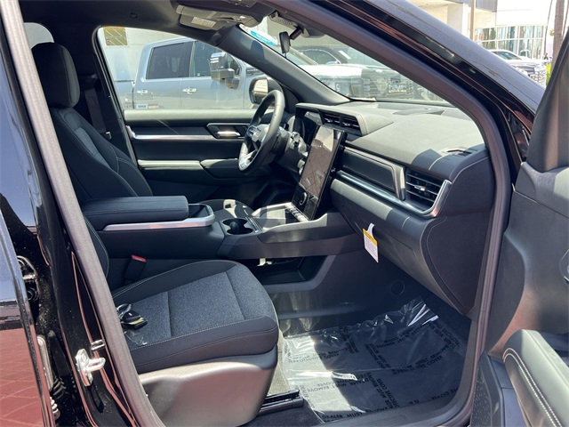 Vehicle image 13 of 26