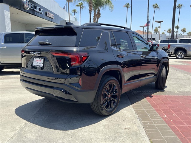 Vehicle image 5 of 26