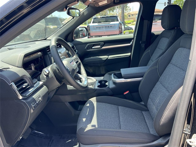 Vehicle image 14 of 26