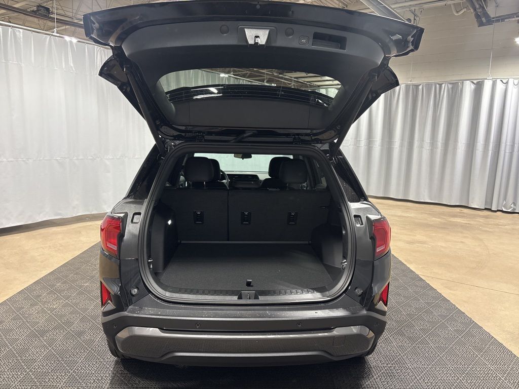 Vehicle image 39 of 52