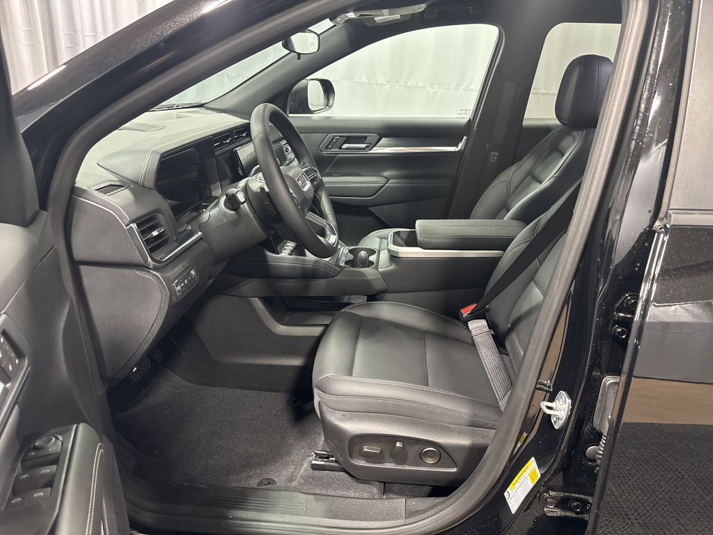 Vehicle image 31 of 52
